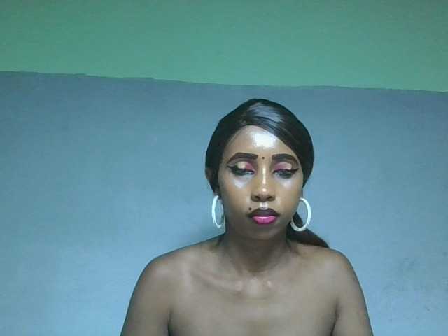 zelioness live cam on BongaCams