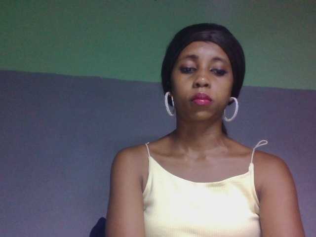 zelioness live cam on BongaCams