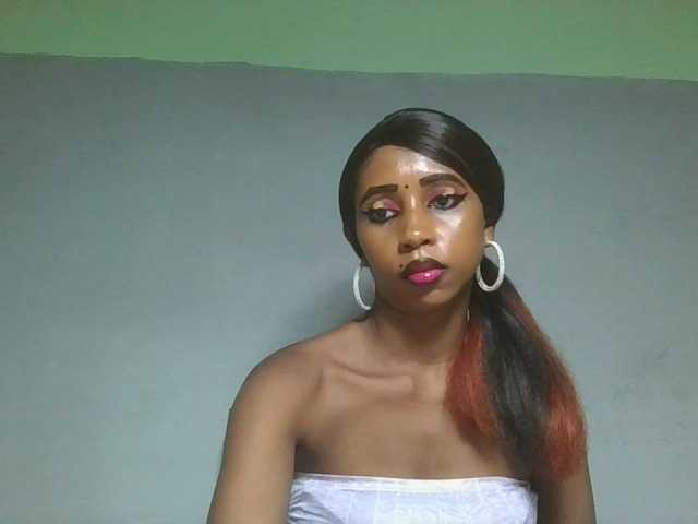 zelioness live cam on BongaCams