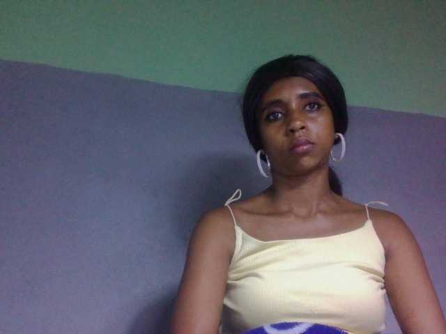zelioness live cam on BongaCams