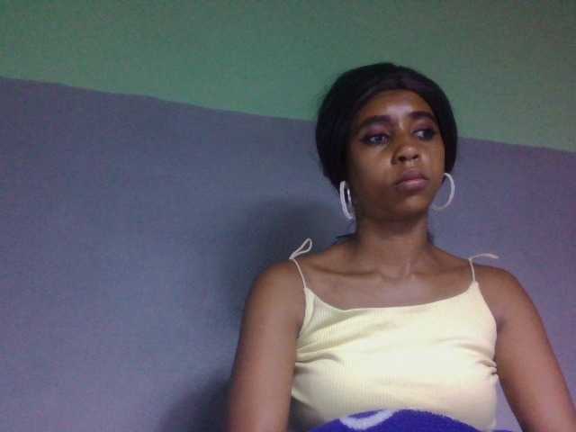 zelioness live cam on BongaCams