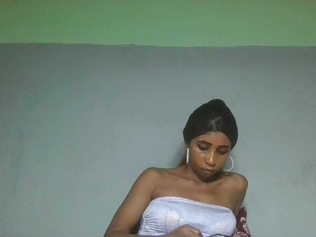 zelioness live cam on BongaCams