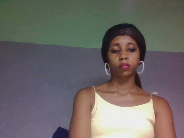 zelioness live cam on BongaCams