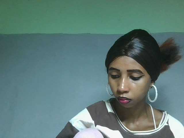 zelioness live cam on BongaCams