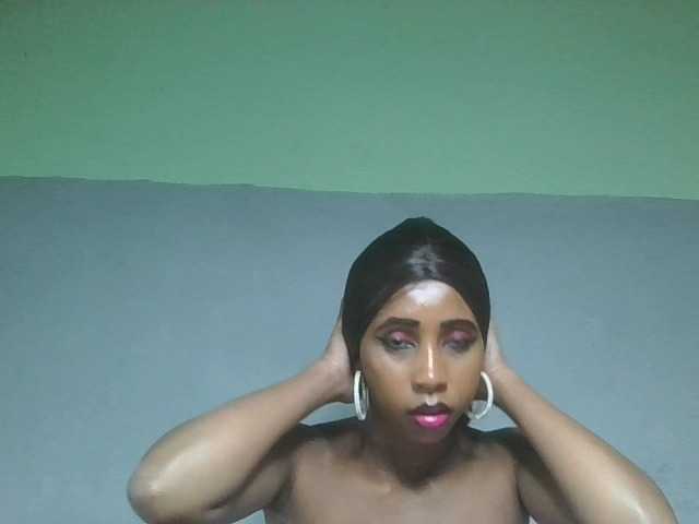 zelioness live cam on BongaCams