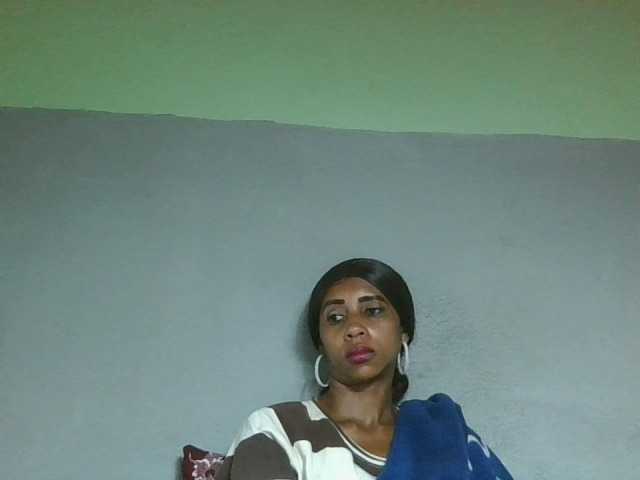 zelioness live cam on BongaCams