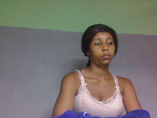 zelioness live cam on BongaCams