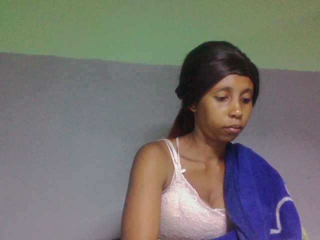 zelioness live cam on BongaCams
