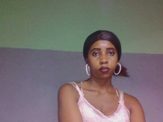 zelioness live cam on BongaCams