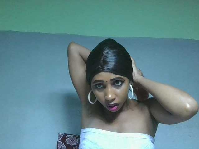 zelioness live cam on BongaCams