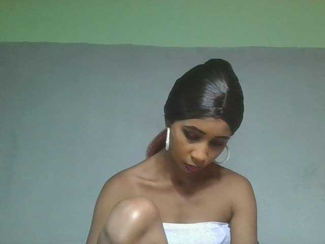 zelioness live cam on BongaCams