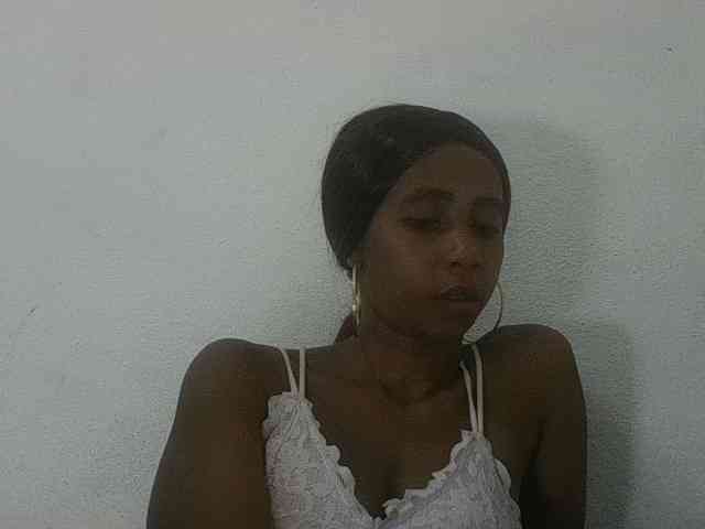 zelioness webcam