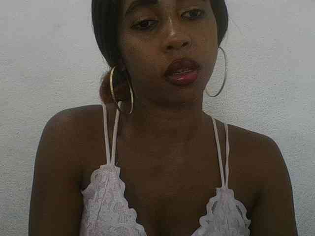 zelioness webcam