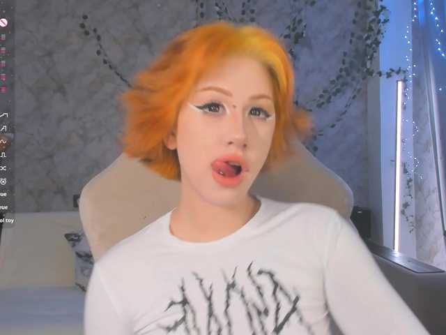 Necucubi02 live webcam show