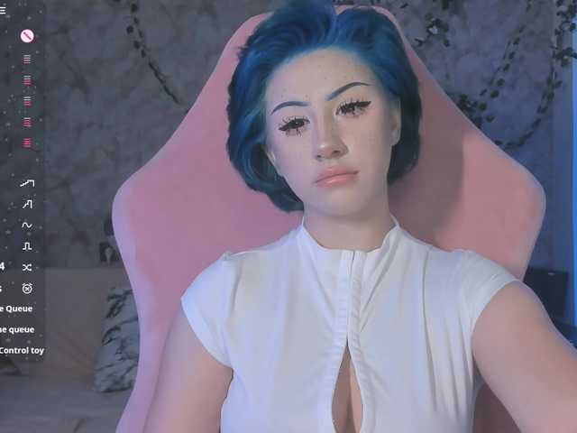 Necucubi02 live cam preview