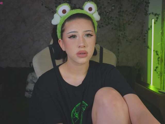 Necucubi02's BongaCams show and profile