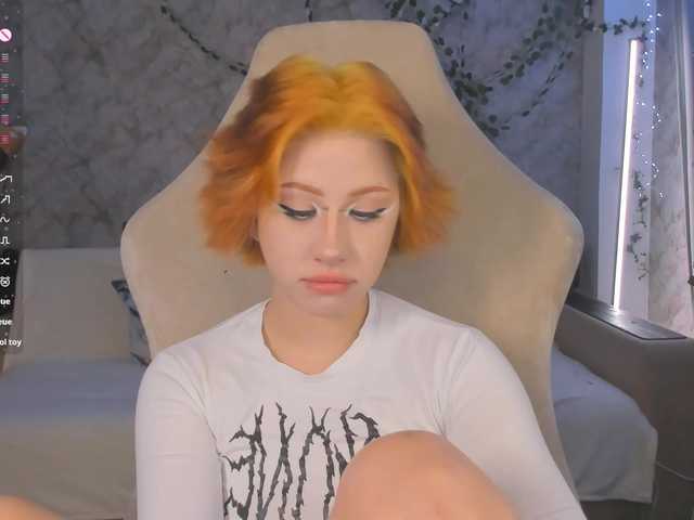 Necucubi02 live webcam show