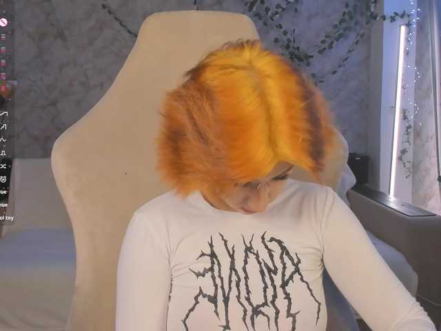 Necucubi02 live webcam show