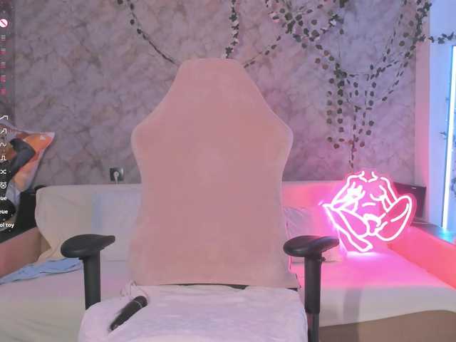 Necucubi02 live webcam show