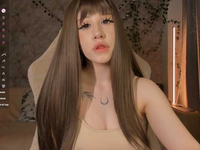 Necucubi02 live cam on BongaCams