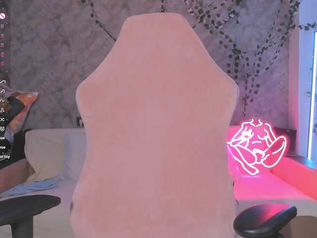 Necucubi02 live webcam show