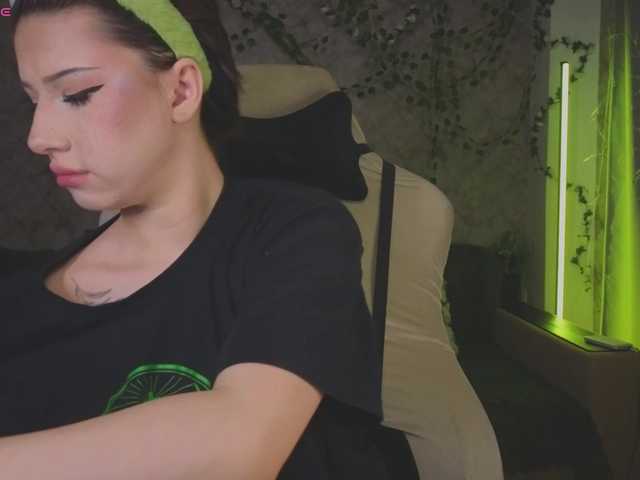 Necucubi02's BongaCams show and profile