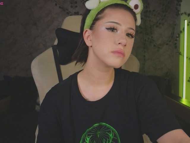 Necucubi02's BongaCams show and profile