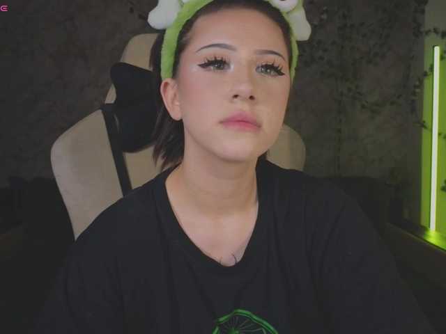 Necucubi02's BongaCams show and profile