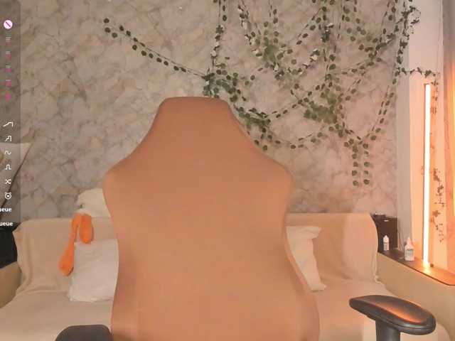 Necucubi02 live cam on BongaCams