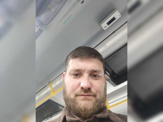 Neugomoniy live webcam show