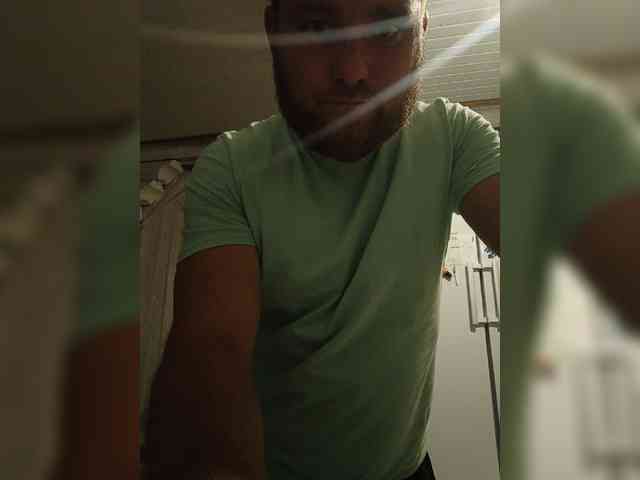 Neugomoniy Live Webcam on BongaCams