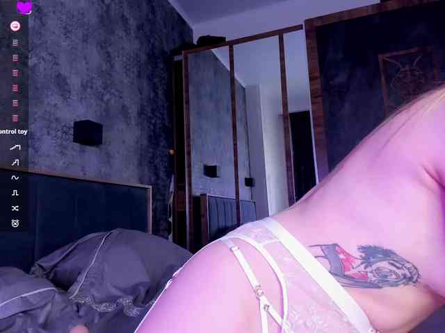 MichellRosse webcam