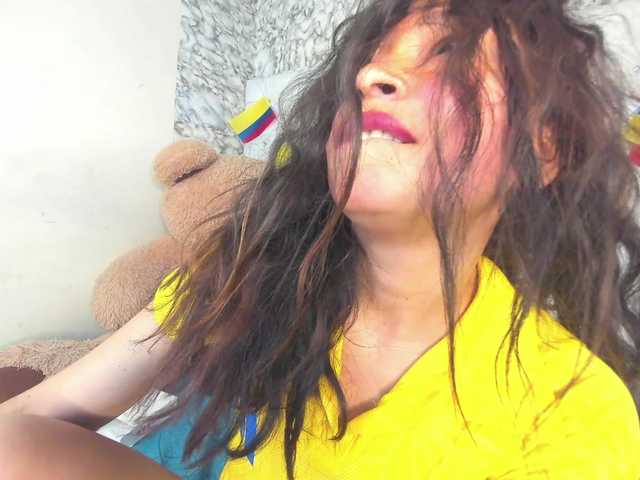 ClaritaHill live cam on BongaCams