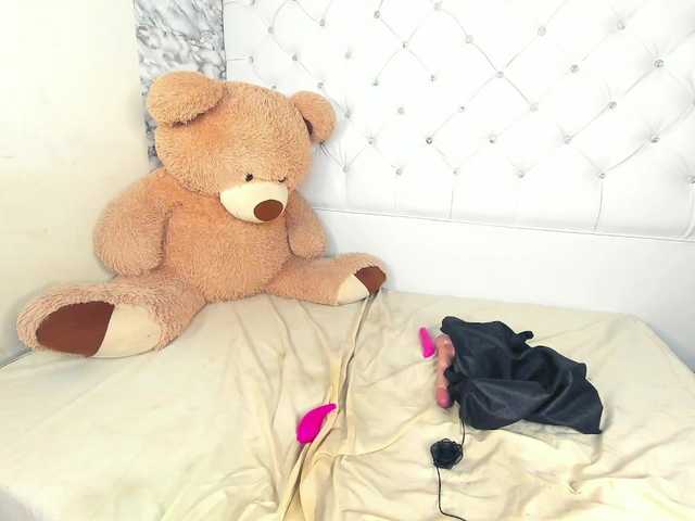 ClaritaHill live cam on BongaCams