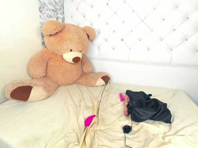 ClaritaHill live cam on BongaCams