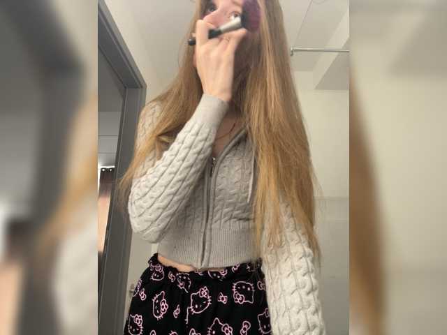 -Pandora- live cam preview