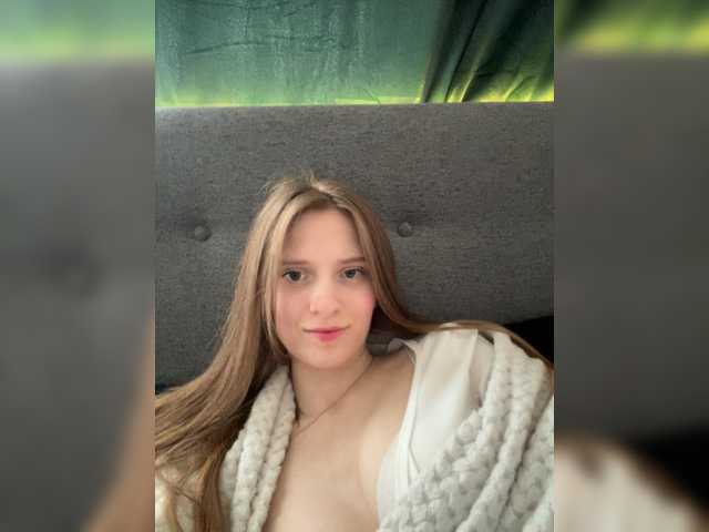 -Pandora- live cam preview