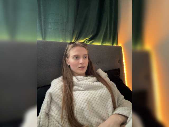 -Pandora- live cam preview