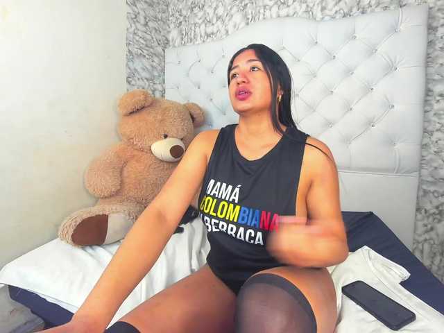 MiaMiller001 live cam on BongaCams