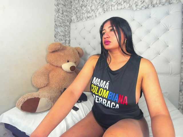 MiaMiller001 live cam on BongaCams