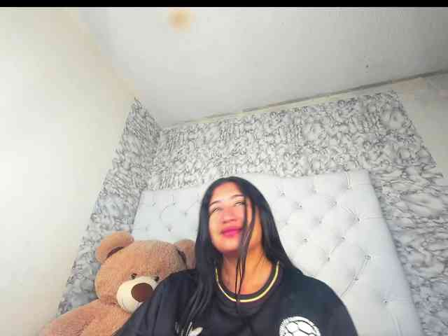 MiaMiller001 webcam