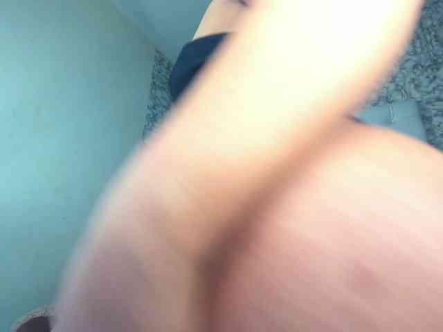 MiaMiller001 webcam