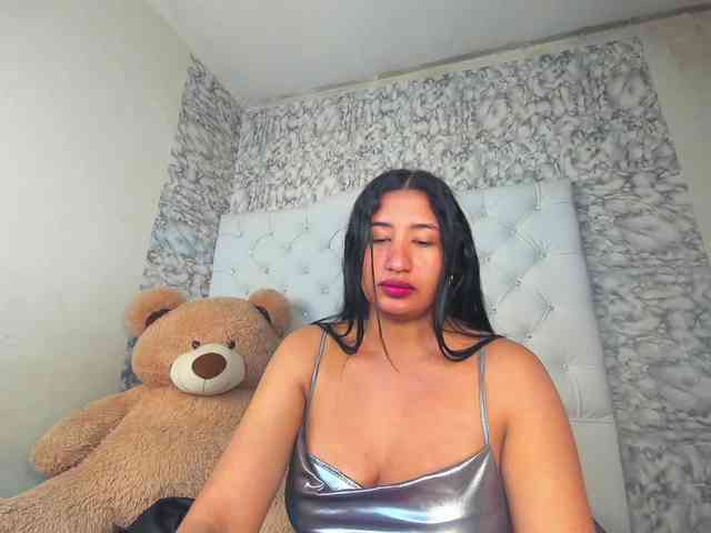 MiaMiller001 webcam
