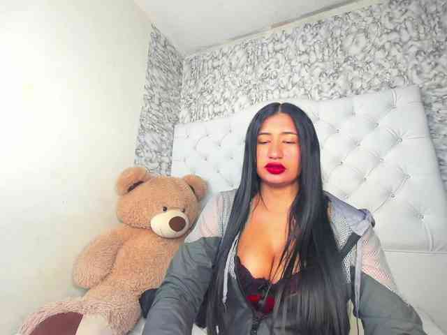 MiaMiller001 webcam