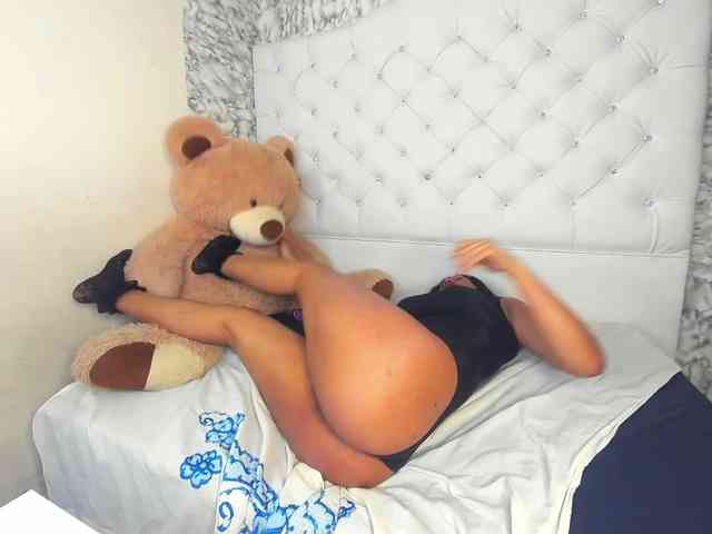 MiaMiller001 webcam