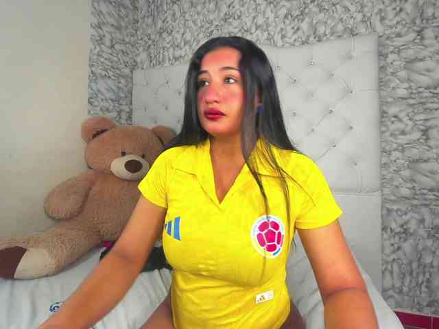 MiaMiller001 webcam