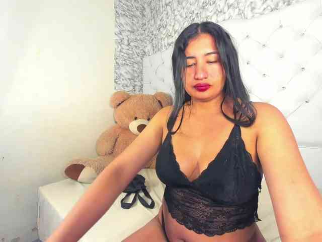 MiaMiller001 webcam
