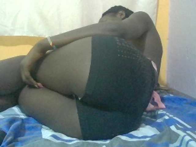 Sexyafricanah001 live cam on BongaCams