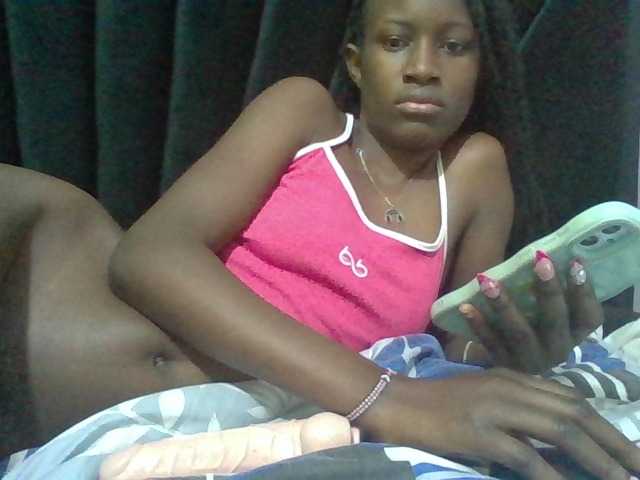 Sexyafricanah001 live cam on BongaCams