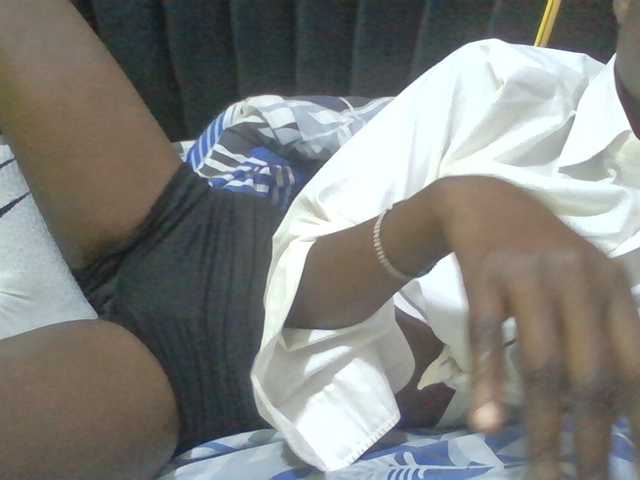 Sexyafricanah001 live cam on BongaCams